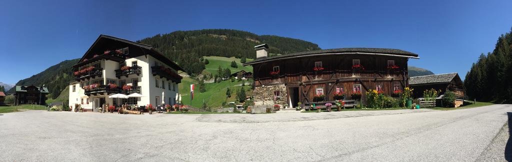 Hotel Garni Gruenmoos Sankt Jakob in Defereggen Exterior photo